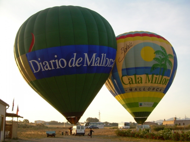  Pair of Balloons on the ground 